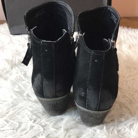 Frye Judy Zip Bootie - Picture 4 of 14